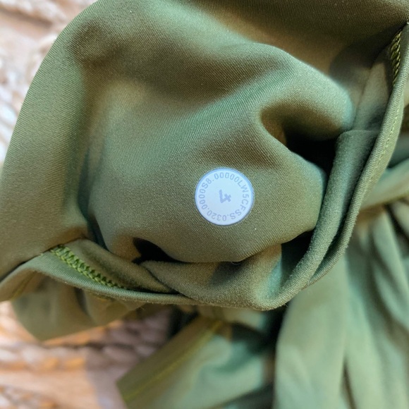 ❗️SOLD❗️Lululemon Fast and Free 28” - Picture 8 of 10